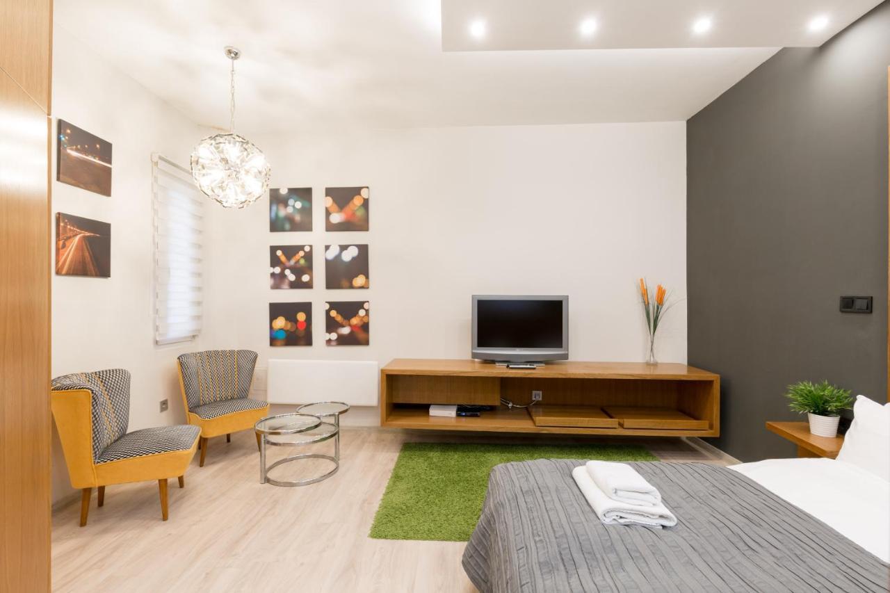 Retro Budapest Dream Suite Near The Danube Exterior foto